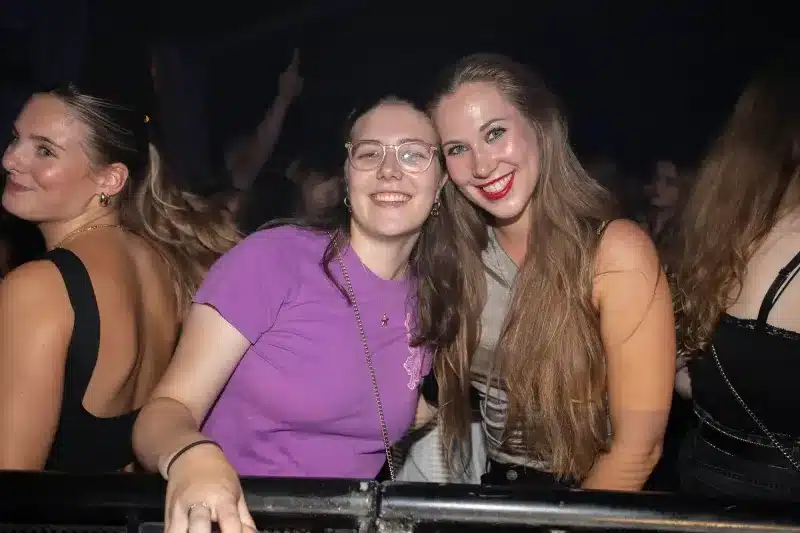 20250828_231524_AR